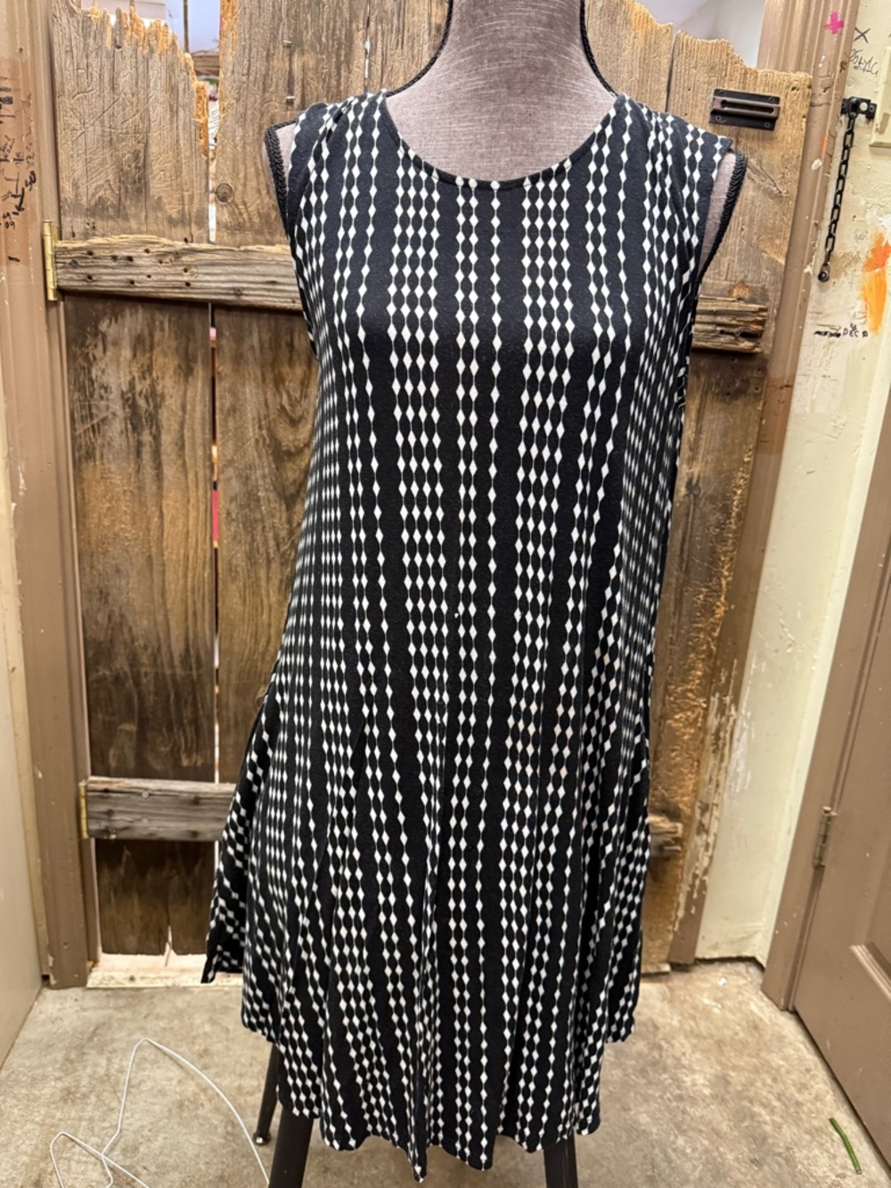 Source Unknown Black and White Asymmetrical Women's Dress